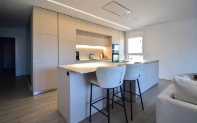 ¿Las cocinas minimalistas son para todas las familias?